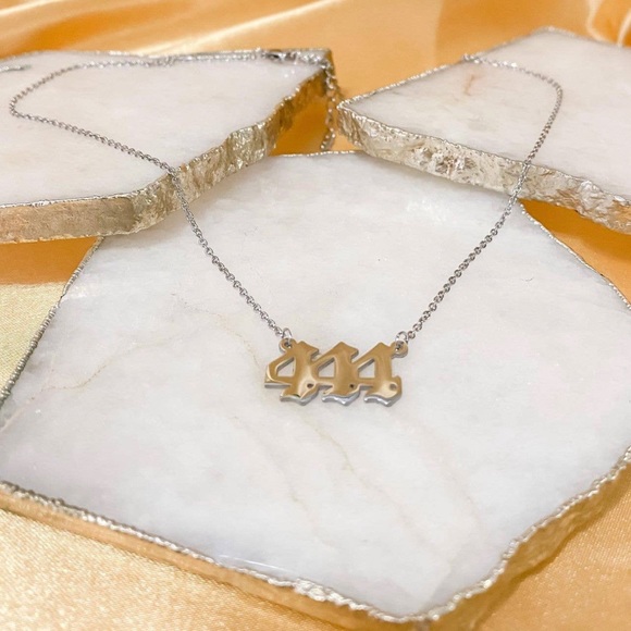 •444•Angel Number Pendant Necklace - Picture 1 of 1